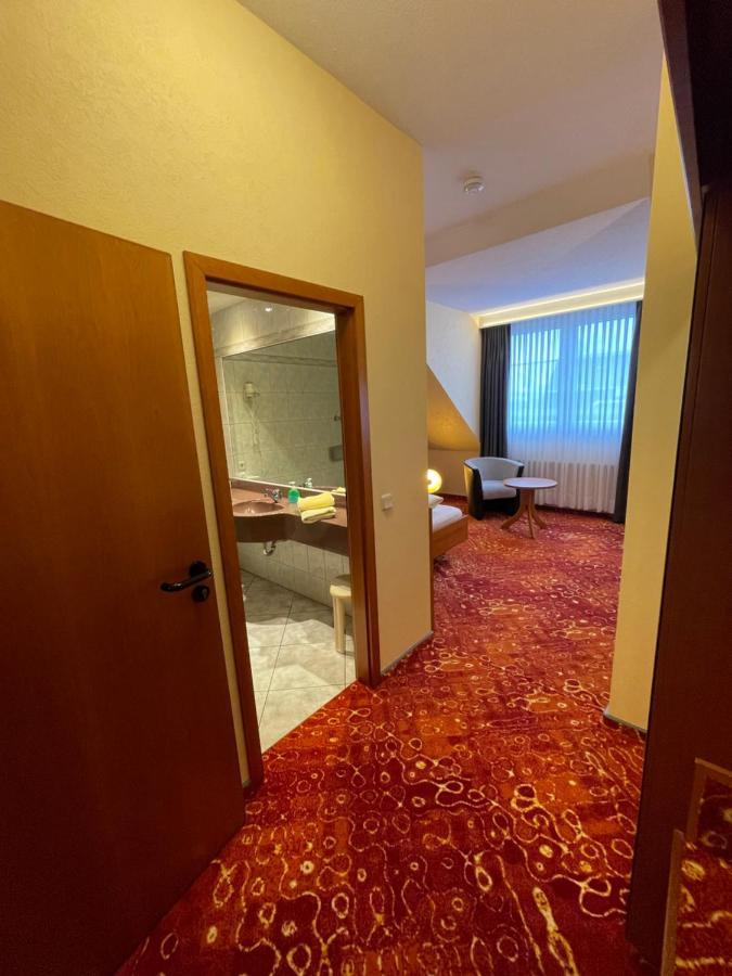 Hotel Restaurant Fischer Remscheid Eksteriør bilde