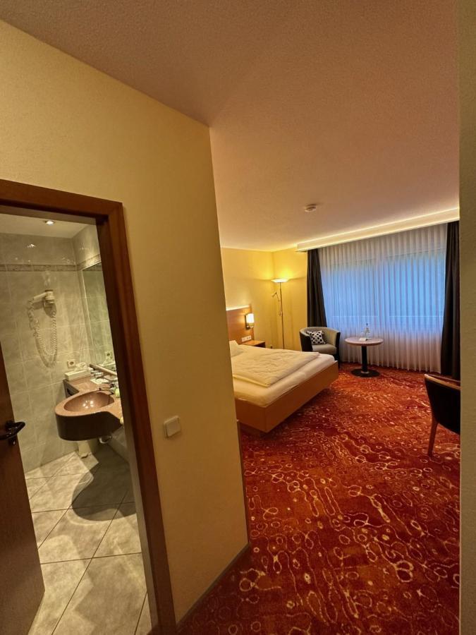 Hotel Restaurant Fischer Remscheid Eksteriør bilde